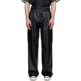 아미리 AMIRI Black Double Pleat Faux-Leather Trousers 232886M191006