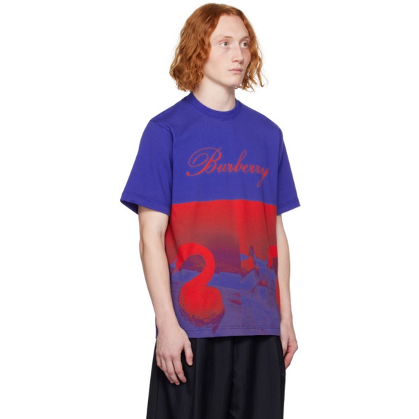버버리 버버리 Burberry Blue & Red Swan T-Shirt 232376M213034