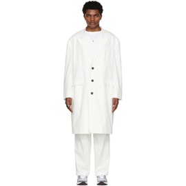 LUU DAN SSENSE Exclusive 오프화이트 Off-White 90s Tailored Coat 221331M176001