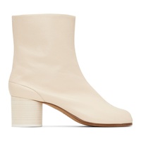 메종마르지엘라 Maison Margiela 오프화이트 Off-White Tabi Ankle Boots 231168F113000