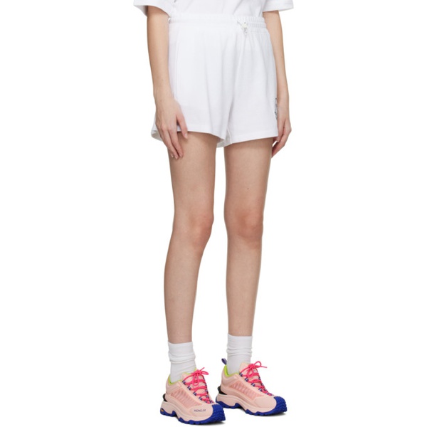 몽클레어 몽클레어 Moncler White Embroidered Shorts 231111F088023