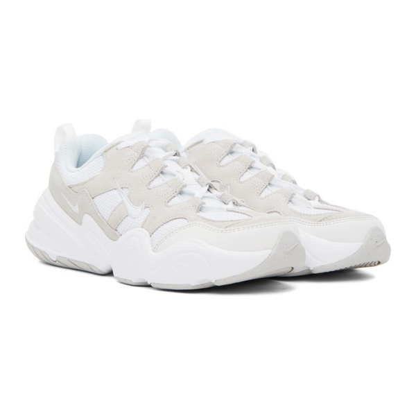나이키 Nike White & Beige Tech Hera Sneakers 241011M237025