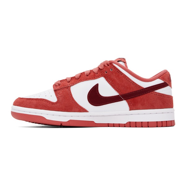 나이키 Nike White & Red Dunk Low Valentines Day Sneakers 241011F128146