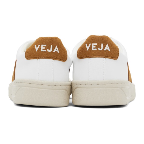  베자 VEJA White & Tan Urca Sneakers 232610M237071