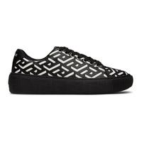 베르사체 Versace Black & White Greca Sneakers 222404M237001