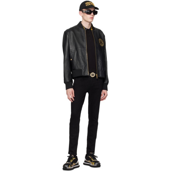 베르사체 베르사체 진 꾸뛰르 베르사체 Versace Jeans Couture Black V-Emblem Leather Bomber Jacket 241202M181000
