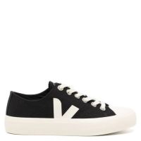 Veja Black Pierre Wata II Low-Top Sneakers