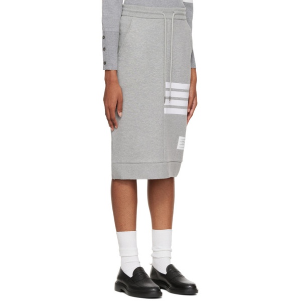 톰브라운 톰브라운 Thom Browne Grey Engineered 4-Bar Skirt 221381F092001