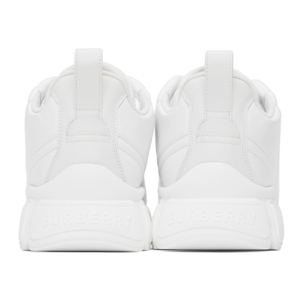 버버리 버버리 Burberry White Quilted Leather Classic Sneakers 222376M237005