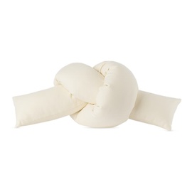 JIU JIE SSENSE Exclusive 오프화이트 Off-White Baby Knot Cushion 222446M625018