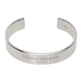 메종마르지엘라 Maison Margiela Silver Engraved Cuff Bracelet 231168M142012
