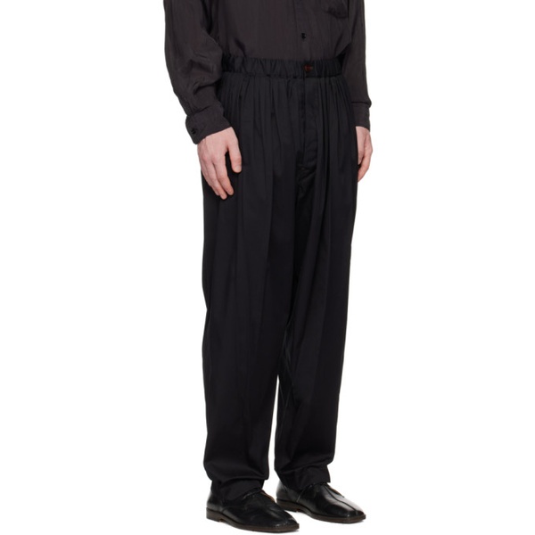  르메르 LEMAIRE Black Pleated Trousers 231646M191020