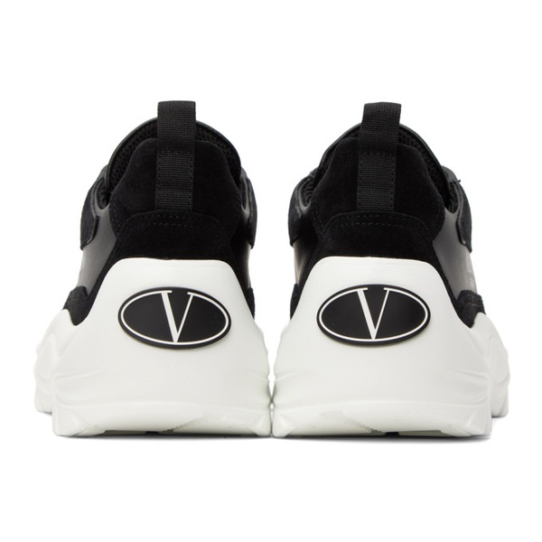  발렌티노 Valentino Garavani Black Gumboy Sneakers 231807M237068