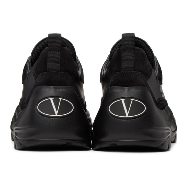  발렌티노 Valentino Garavani Black Gumboy Sneakers 231807M237069