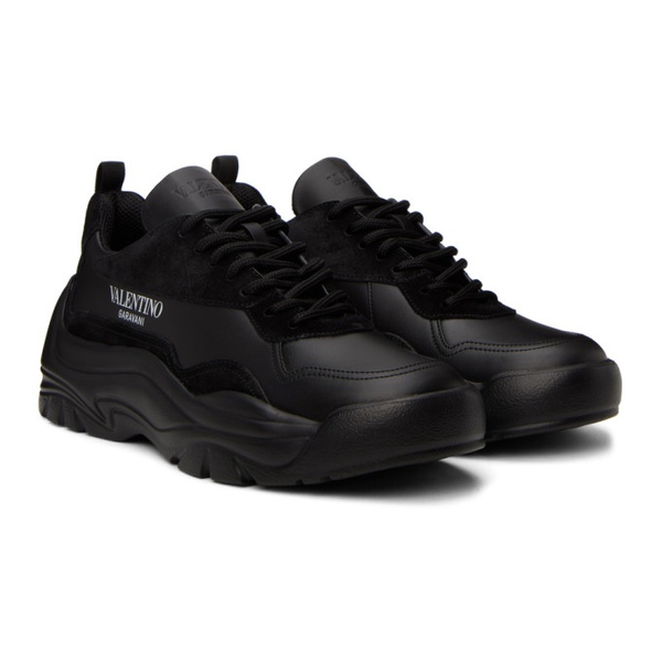 발렌티노 Valentino Garavani Black Gumboy Sneakers 231807M237069