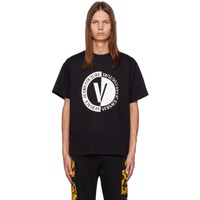 베르사체 진 꾸뛰르 베르사체 Versace Jeans Couture Black V-Emblem T-Shirt 232202M213011