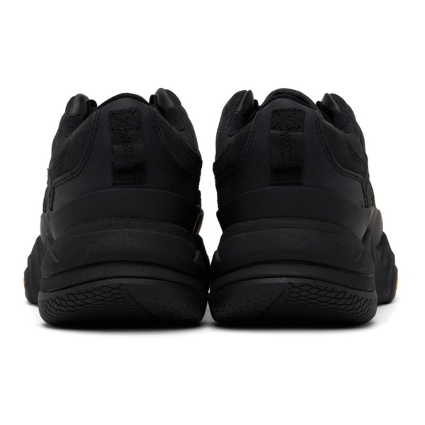  C2H4 Black Quark Alpha Sneakers 232299M237000