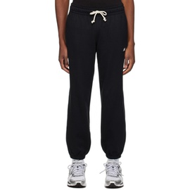 뉴발란스 New Balance Black Athletics Remastered Sweatpants 232402M190002