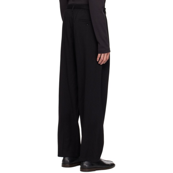  르메르 LEMAIRE Black Belted Easy Trousers 232646M191033