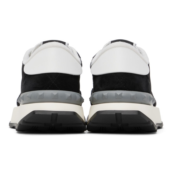  발렌티노 Valentino Garavani White & Black Lacerunner Sneakers 232807F128005