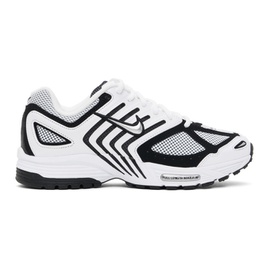 Nike White & Black Air PEG 2K5 Sneakers 241011M237124