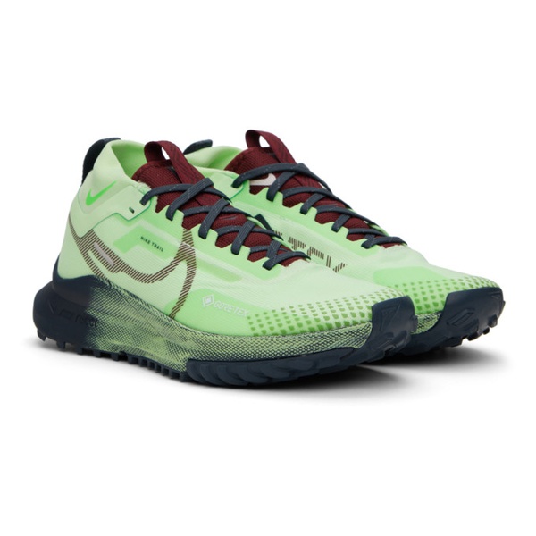 나이키 Nike Green Pegasus Trail 4 GORE-TEX Sneakers 241011M237160