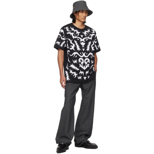 발망 발망 Balmain Black & White Laser-Cut T-Shirt 241251M213003