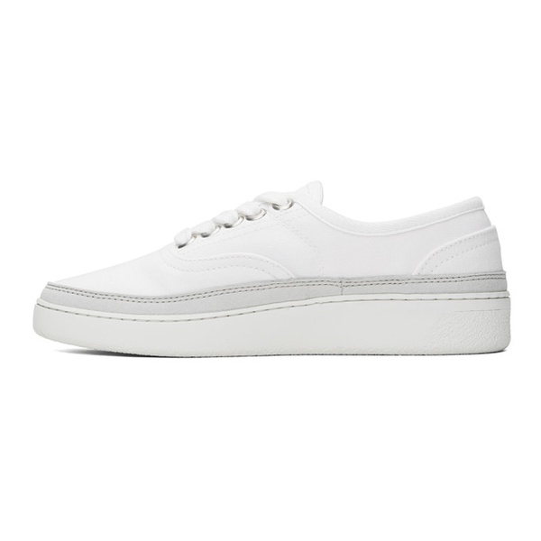  아페쎄 A.P.C. White Plain Simple Sneakers 241252M237003