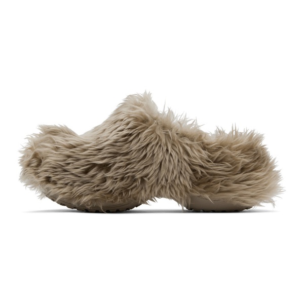 발렌시아가 발렌시아가 Balenciaga Taupe Crocs 에디트 Edition Fake Fur Mules 241342F121003