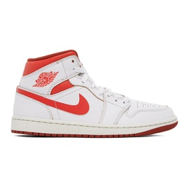 나이키 조던 Nike Jordan White & Red Air Jordan 1 Mid SE Sneakers 241445M236028
