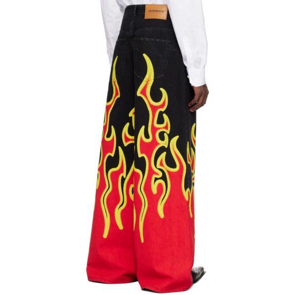 베트멍 VETEMENTS Black & Red Fire Big Shape Jeans 241669M186010