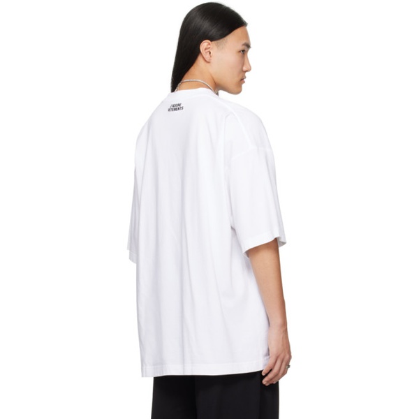  베트멍 VETEMENTS White Jadore Hentai T-Shirt 241669M213023