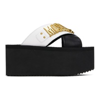 모스키노 Moschino Black & White Lettering Logo Wedge Sandals 241720F124019
