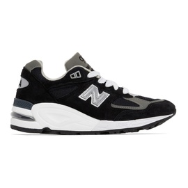 뉴발란스 New Balance Black Made in US 990v2 Sneakers 221402F128096